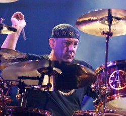 Πέθανε ο Neil Peart