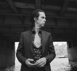 Nick Cave εναντίον BBC αναφορικά με την λογοκρισία στο "Fairytale Of New York" 