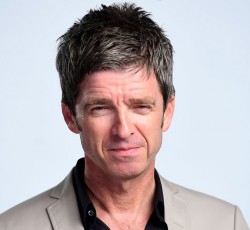 O Noel Gallagher αρνείται να φορέσει μάσκα
