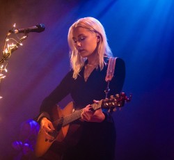 Ένα ιδιαίτερο video clip για το "I Know The End" από τη Phoebe Bridgers 