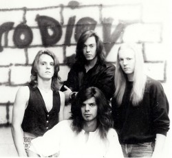 Απεβίωσε ο πρώην τραγουδιστής των Mystic Force, William Wren 