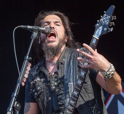 O Robb Flynn των Machine Head διασκευάζει Nirvana, Alice In Chains και Metallica  