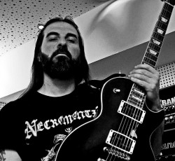 Σάκης Τόλης: Τα αγαπημένα μου άλμπουμ από την δεκαετία που μας πέρασε 