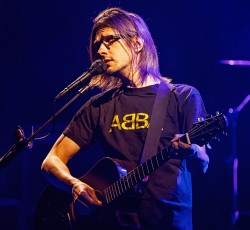 Ο Steven Wilson αναβάλει την κυκλοφορία της νέας του δουλειάς λόγω πανδημίας 