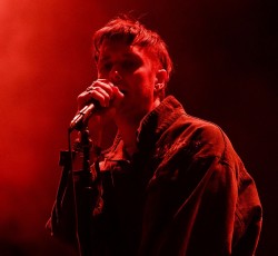 "Brooklyn Bridge Τo Chorus": Καινούργιο κομμάτι από τους Strokes 