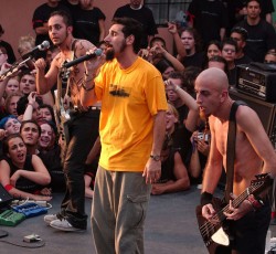 «Δισεκατομμυριούχοι» οι System Of A Down στο YouTube