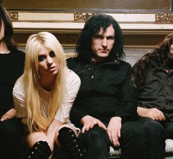 Ακούστε τους The Pretty Reckless να διασκευάζουν Soundgarden 
