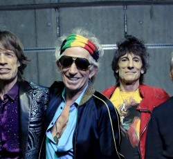 Ακούστε ακυκλοφόρητο τραγούδι των Rolling Stones με τη συμμετοχή του Jimmy Page 