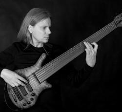 Επιστροφή από τα παλιά για τους Obscura 