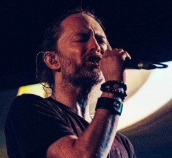 O Thom Yorke παρουσιάζει νέο κομμάτι στην εκπομπή του Jimmy Fallon