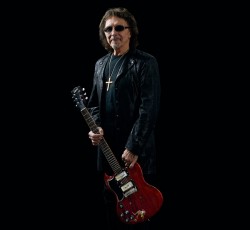 O Tony Iommi στην μάχη εναντίον του Covid 19