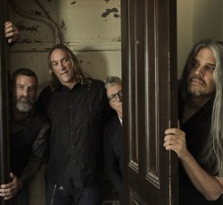 Μέλη των Tool ντύνουν μουσικά ταινία μικρού μήκους 