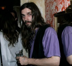 «Έφυγε» ο frontman των Psychic Ills, Tres Warren