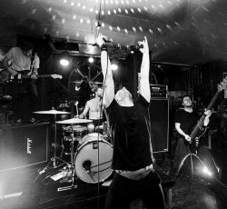 Πρώτη μετάδοση: Νέα κομμάτια από τους Tvivler 