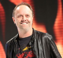 Lars Ulrich: «Οι Metallica ξεκίνησαν σαν μπάντα διασκευών»