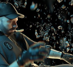 Ο Woodkid επιστρέφει στην Αθήνα 