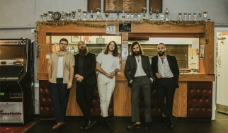 Ακούστε το καινούργιο single των Idles