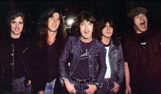 Μέλη των Guns N’ Roses, Alice In Chains, Anthrax, Lamb Of God κ.α. τιμούν τα 40 χρόνια του "Back In Black"