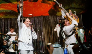 Οι Arcade Fire παρουσιάζουν ζωντανά νέο τραγούδι