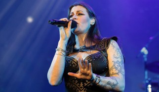 Η Floor Jansen των Nightwish κυκλοφορεί νέο κομμάτι για ντοκιμαντέρ
