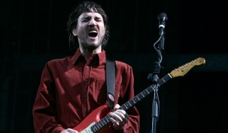 Νέος δίσκος με επιρροές από jungle και breakbeat hardcore από τον John Frusciante