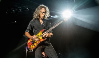 Ο Kirk Hammett γράφει horror κομμάτια