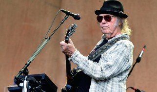 Ο Neil Young δημοσιοποιεί λεπτομέρειες για το "Archives Volume 2: 1972-1976" 