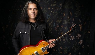 Ο Alex Skolnick (Τestament) διασκευάζει το "Don’t Start Now" της Dua Lipa