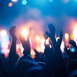 Punk φεστιβάλ χρεώνει τους ανεμβολίαστους θεατές με εισιτήριο των 1000 δολλαρίων