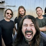 Οι Foo Fighters διασκευάζουν Bee Gees