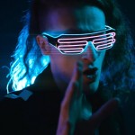 Ακούστε το "Thunderstruck" από το 2077