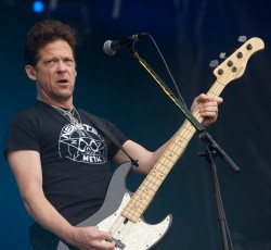 O Jason Newsted δεν θα ενταχθεί στους Megadeth, σύμφωνα με την συζυγό του