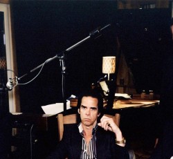 Στη δημοσιότητα ακυκλοφόρητο κομμάτι των Nick Cave & The Bad Seeds 