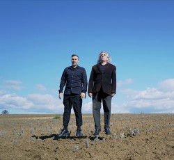 Λύκοι Λαϊβ στο Βεάκειο Θέατρο τον Ιούλιο