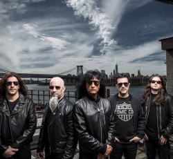 Scott Ian: «Μπάντες όπως οι Anthrax, δεν έχουν ανάγκη να κυκλοφορούν νέους δίσκους» 