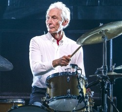 Έφυγε από τη ζωή ο Charlie Watts των Rolling Stones 