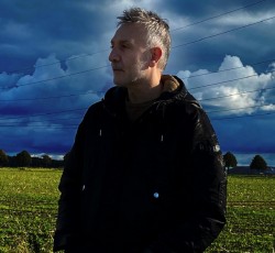 Δείτε το νέο video-clip του Corrado Rustici 