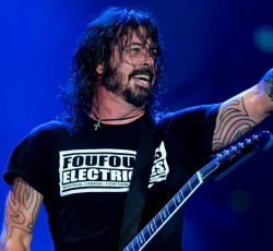 Ολοκληρώθηκε το πρώτο βιβλίο του Dave Grohl 