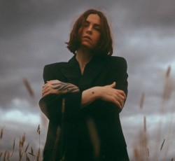 Καινούριο single από την Emma Ruth Rundle