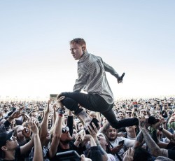Frank Carter & The Rattlesnakes: Νέο single με τη συμμετοχή του Joe Talbot (Idles) 