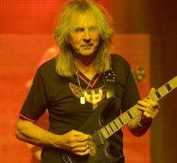 O Glenn Tipton παραχωρεί δικαιώματα της δισκογραφίας των Judas Priest 