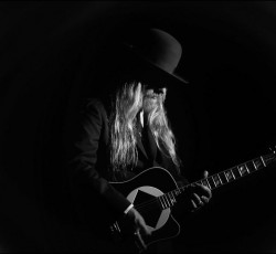 Πρώτο δείγμα από τον προσωπικό δίσκο του Jerry Cantrell