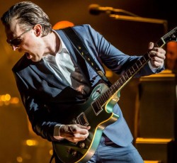 Ο Joe Bonamassa κυκλοφορεί την livestream εμφάνιση του στο Ryman Auditorium 