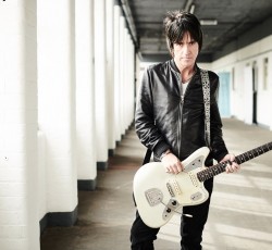 Διπλό άλμπουμ ανακοίνωσε ο Johnny Marr 