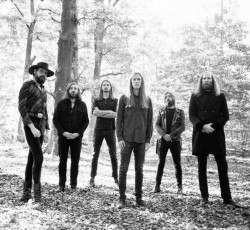 Συνεργατικός δίσκος από τους Kadavar και Elder 