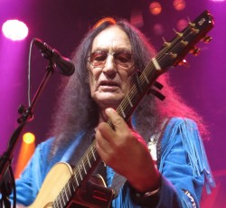 Νέα άλμπουμ από Ken Hensley, Attika, Warrior Path και Helstar