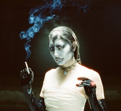 Νέο single από τους King Woman 