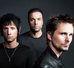 Οι Muse επιστρέφουν στην Ελλάδα για συναυλία 