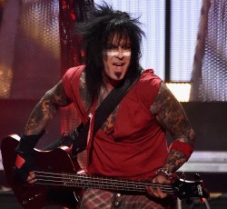 Nikki Sixx: «Με τα σημερινά δεδομένα, οι Motley Crue ήταν σεξιστές»