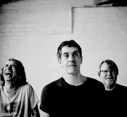 Νέο video από τους Part Chimp 